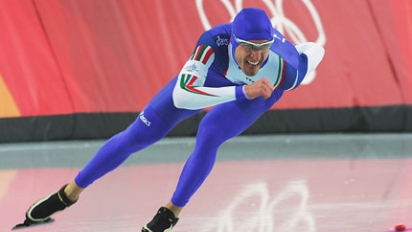 Turin, Oval Lingotto, 11 February 2006, XX Olympic Winter Games. Speed skating: Enrico FABRIS performs in the 5000m final. Credit : Getty Images/Clive Rose da www.olimpic.org